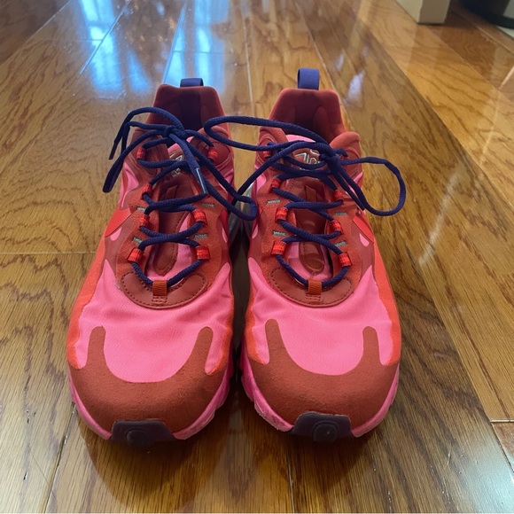 Nike Air Max 270 React in Mystic Red/Pink Blast/Habanero Red/Bright Crimson SZ 9 - Picture 5 of 15